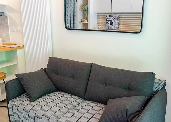 Puydepont - 10 Personnes 3 Personnes Attenant - Nyaraló Neuvic